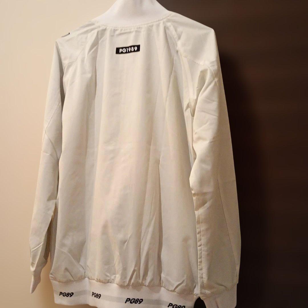 パーリーゲイツ蓄熱ホワイトジャケットサイズM