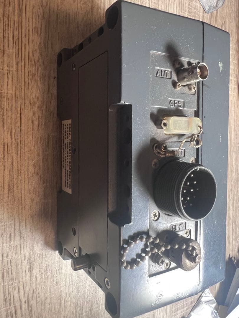 防護無線機(デジタル)本体 三菱製 基盤無し