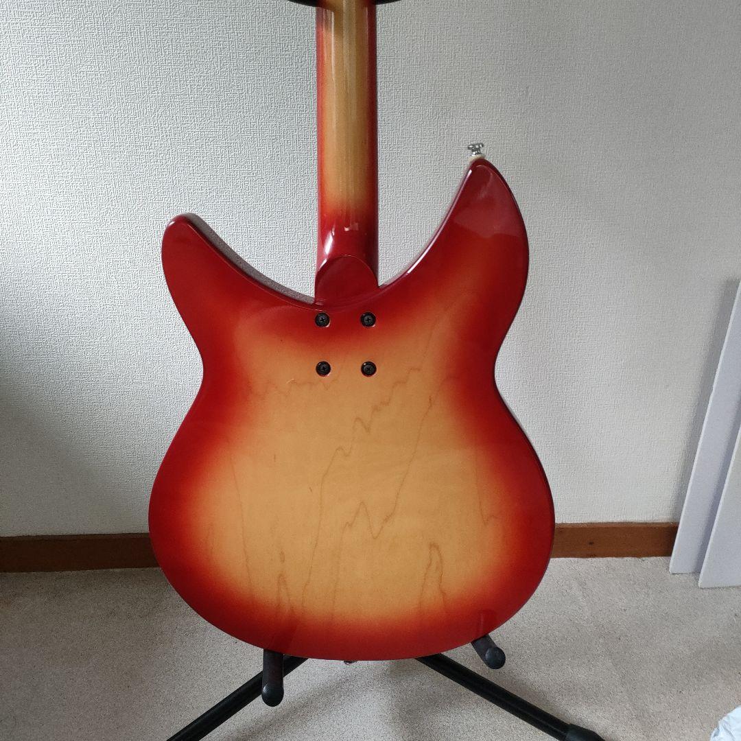 バークレー　リッケンバッカータイプギター