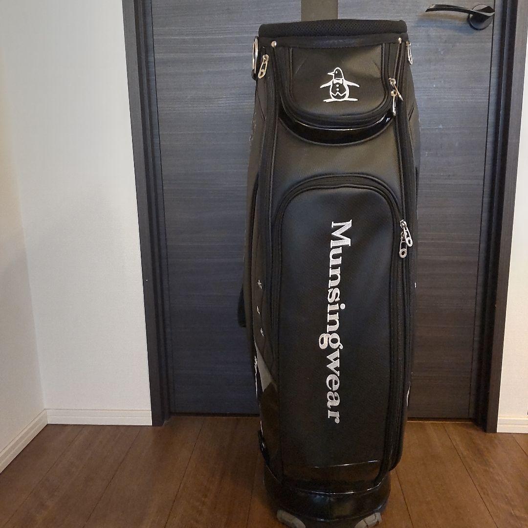 マンシングウェア ゴルフキャディバッグ9.5型/パターカバーおまけ付き