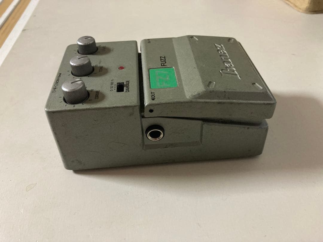 Ibanez Fuzz FZ7 やや難あり