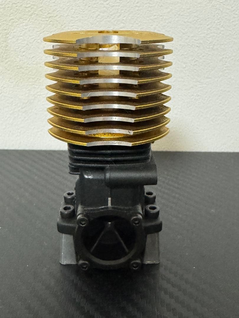 OS MAX CV-R 2ストロークエンジン