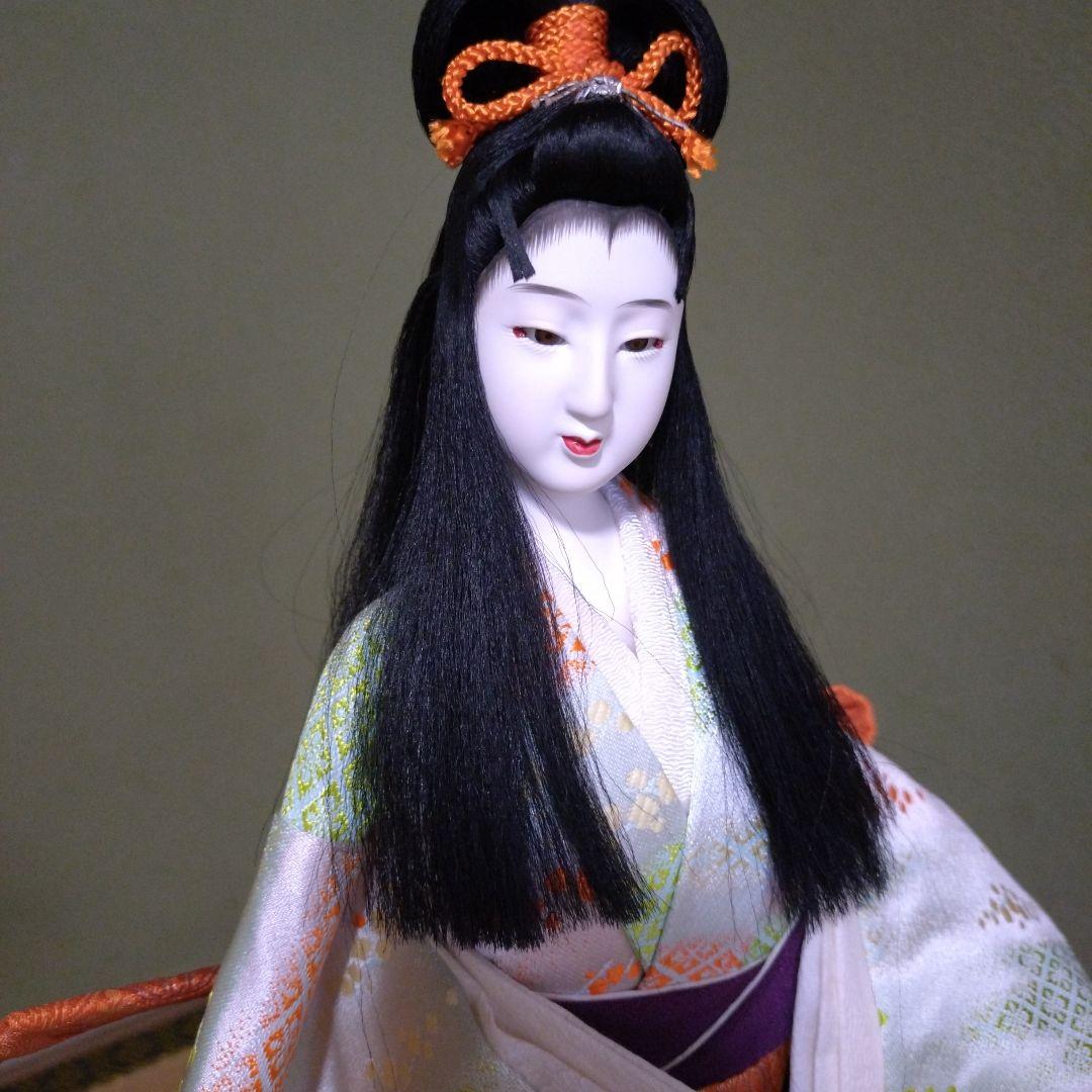 御所人形 有風作 紫色の美しい工芸品