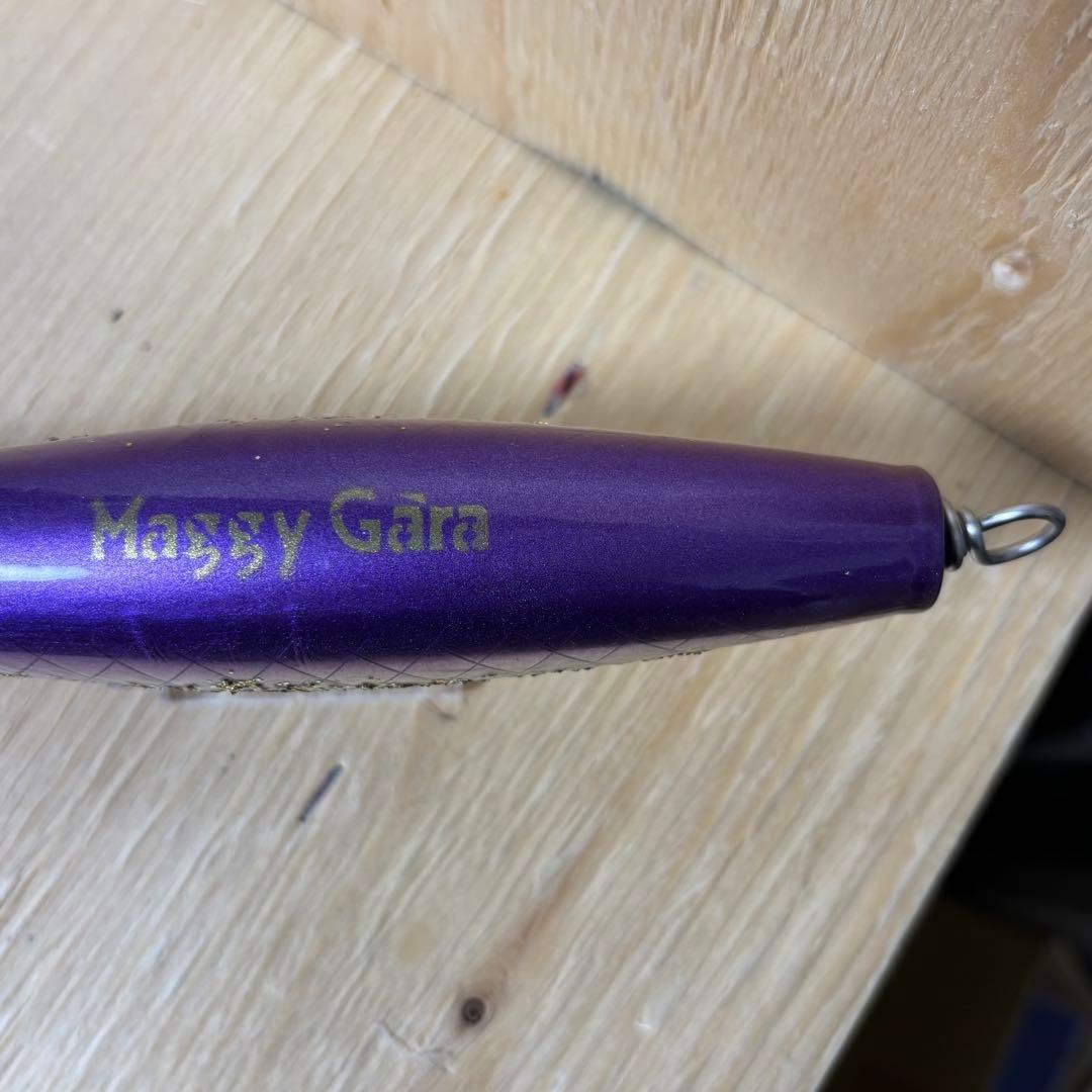 マギーガーラ　ペンシルポッパー