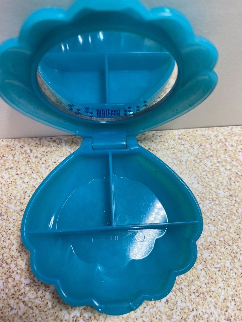 【日本限定品】モンデリーズ ジャパン Whiteen 小物ケース アクセサリー