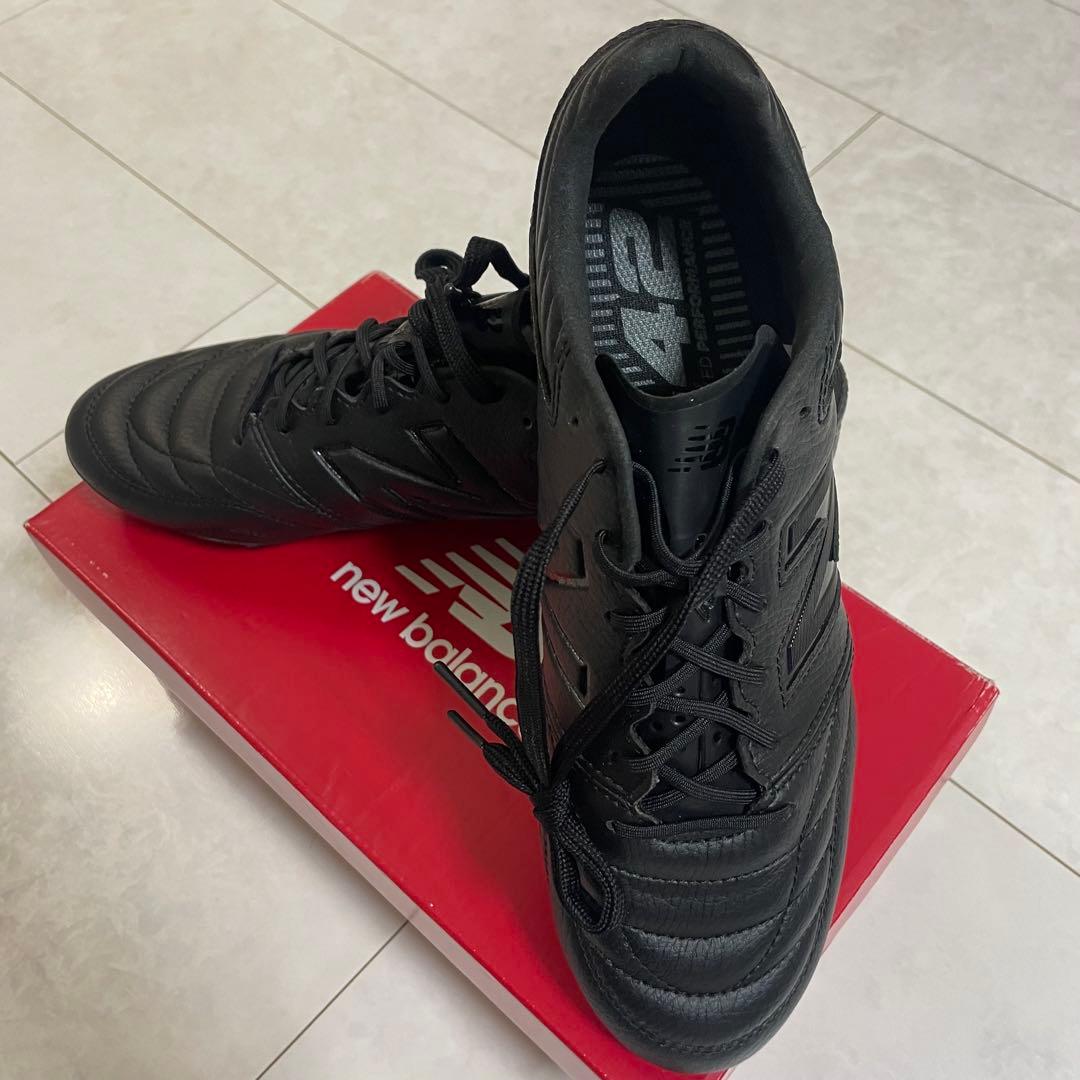 【国内入手困難品 】New Balance サッカーシューズ ブラック