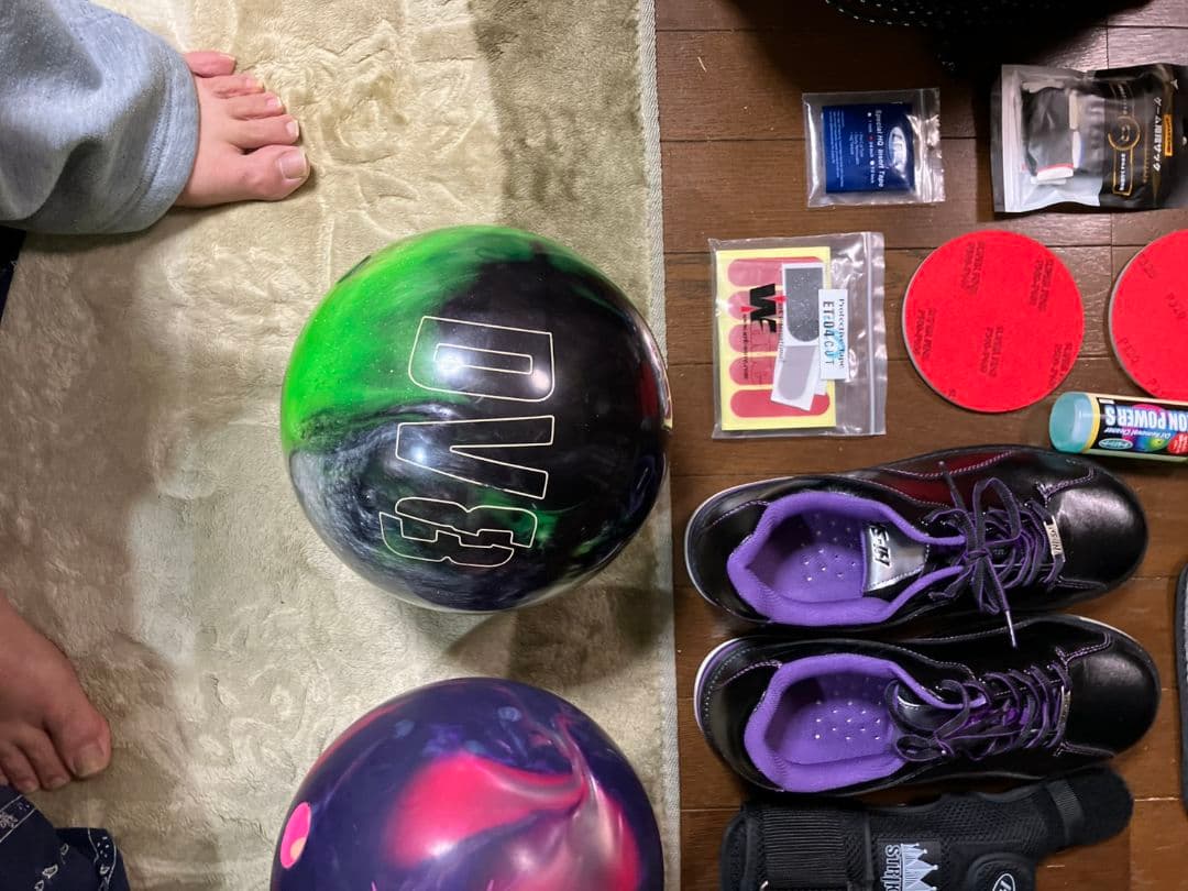 ボウリングボール UP BEAT & シューズセット