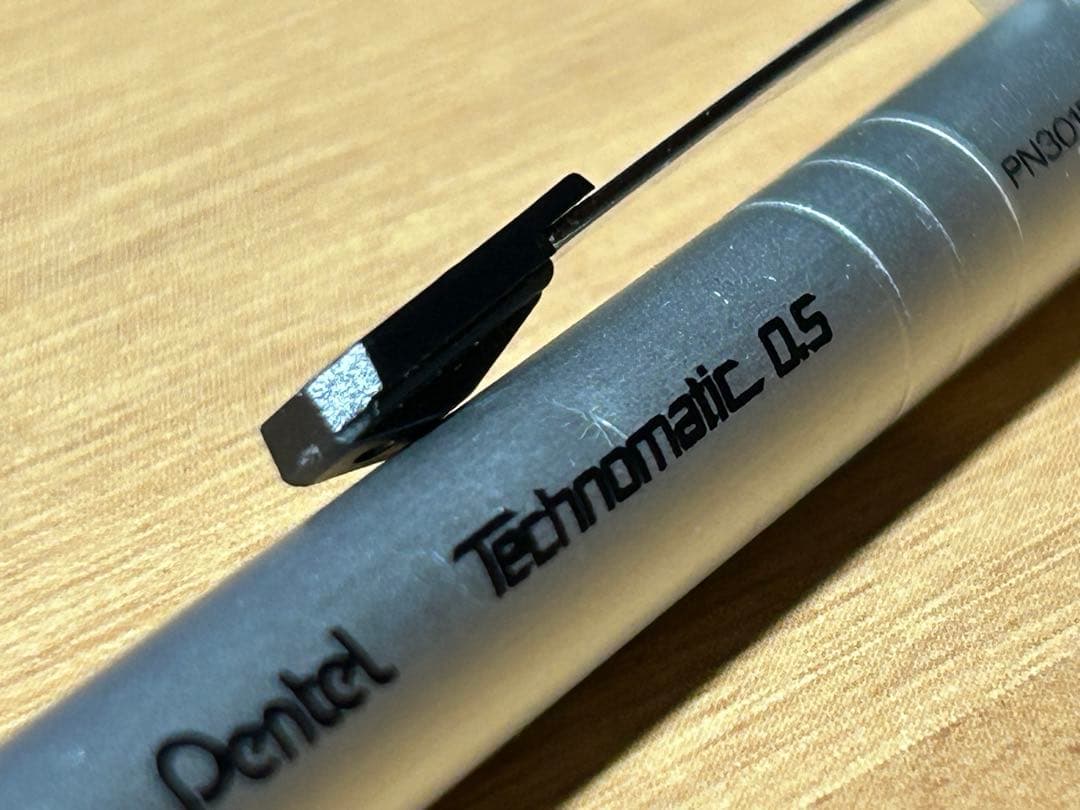 ぺんてる　テクノマチック