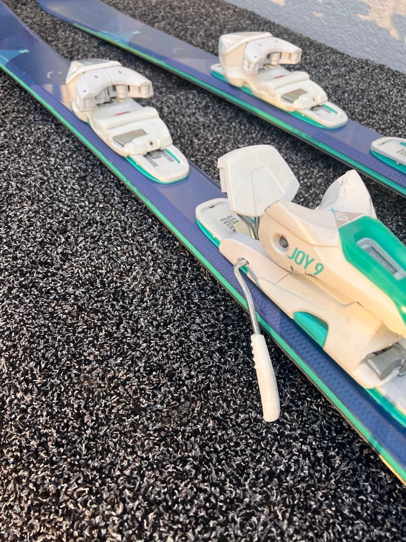 ヘッド　PURE JOY スキー 板 JOY 9 バインディング付き