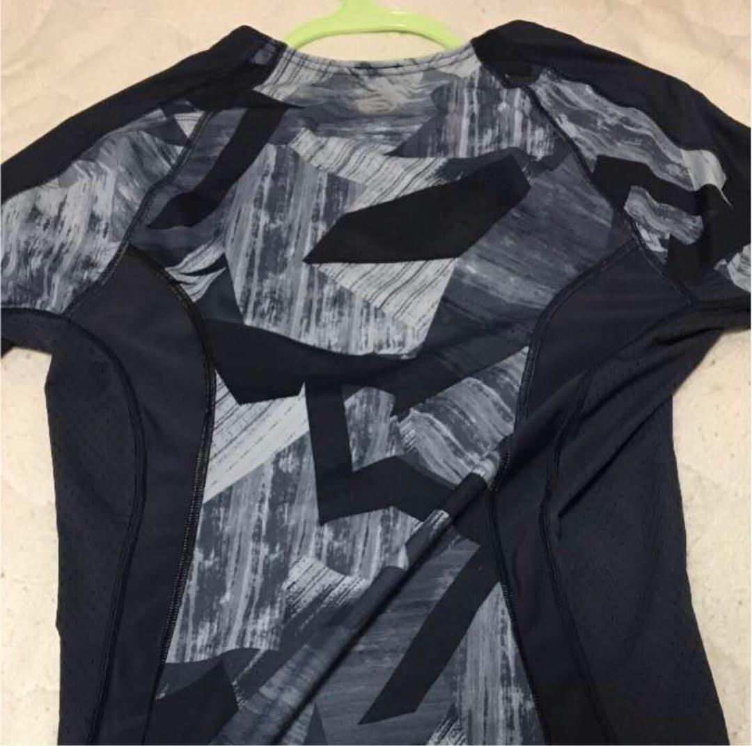 大谷翔平モデル　上下セット　スキンズ　DNAMIC タイツ　長袖アンダーシャツ