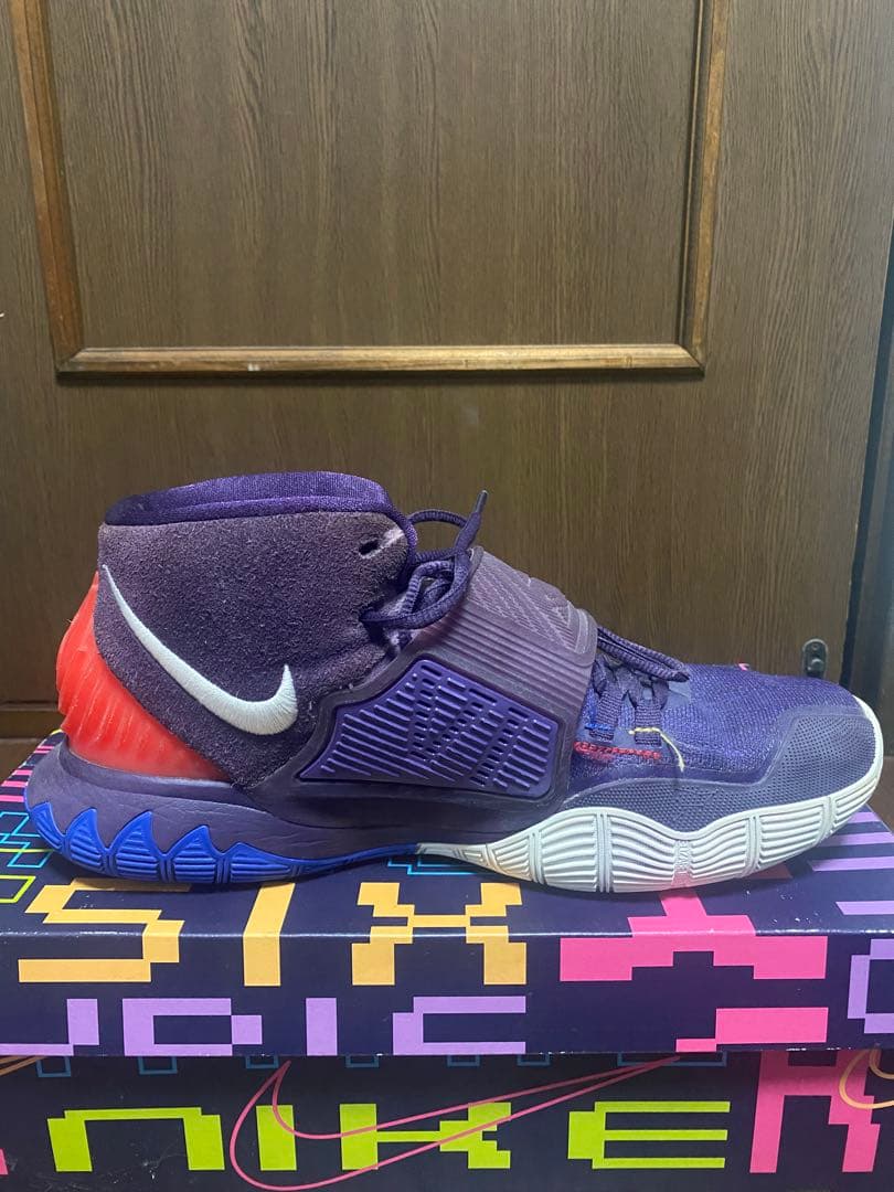 NIKE KYRIE 6（カイリー6）エンライトメント　パープル/ホワイト