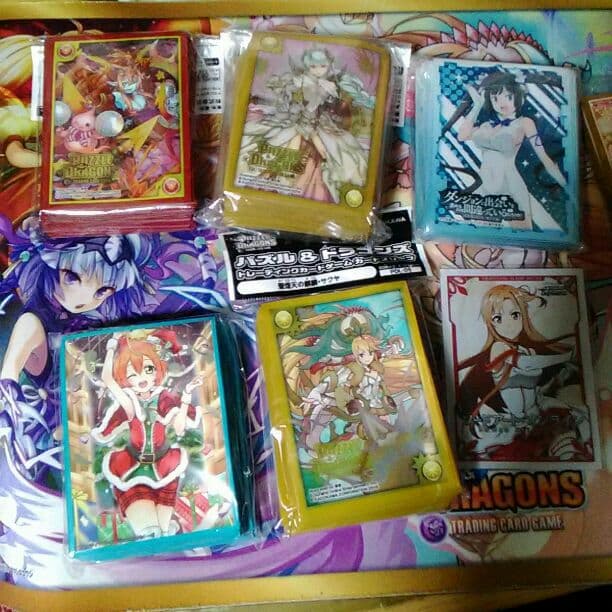 スリーブとプレイマット