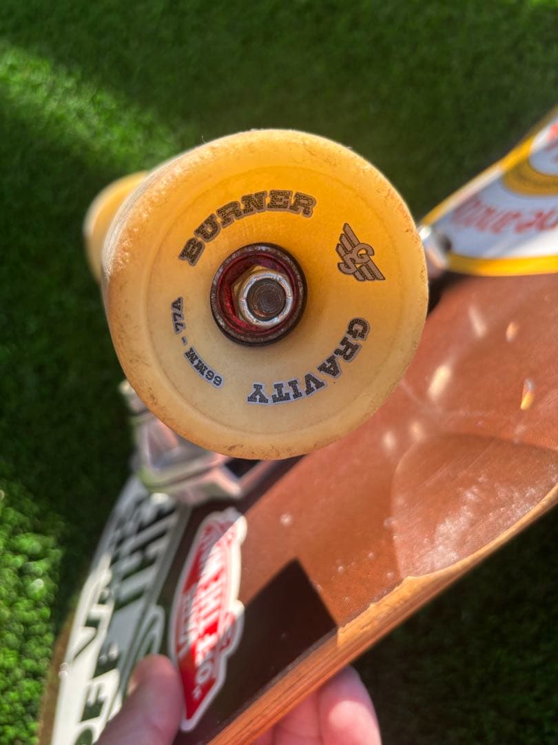 GRAVITY サーフスケート　スラローム　カーバー