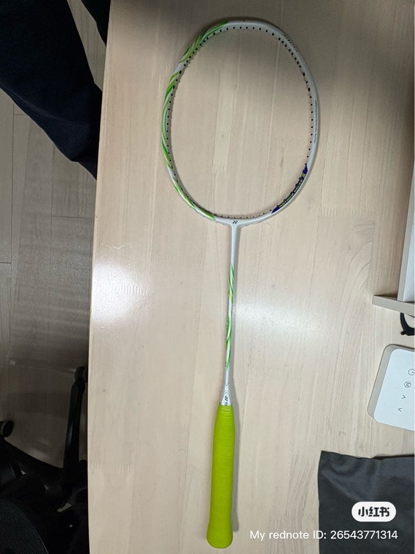 YONEX ASTROX 100ZZ VA 4UG5 バドミントンラケット 美品