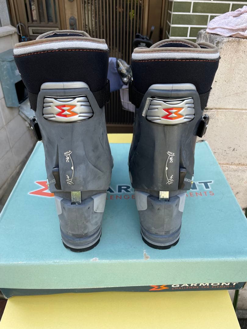 Garmont テレマーク用スキー用ブーツ 3グレー