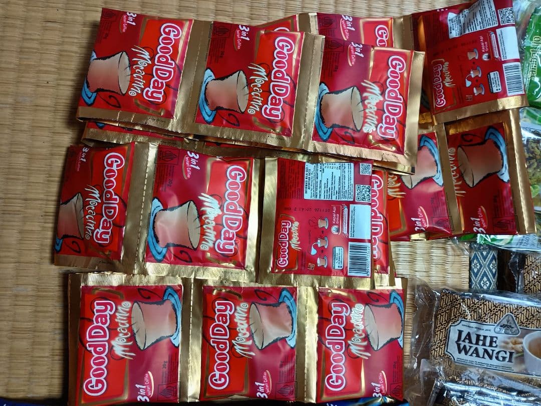 ULEG サンバル- グッデイ・インスタント・コーヒー&神戸Bumbu Aduk