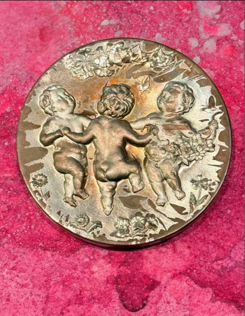 国際花と緑の博覧会記念貨幣発行記念 1990年 純銀記念メダル　箱有りました！