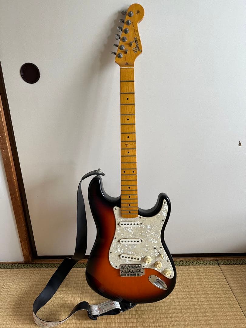 Fender ストラトキャスター(カスタム)　エレキギター