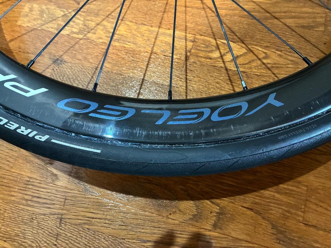 YOELEO SAT C45 DB PRO NXTタイヤはピレリ P ZERO