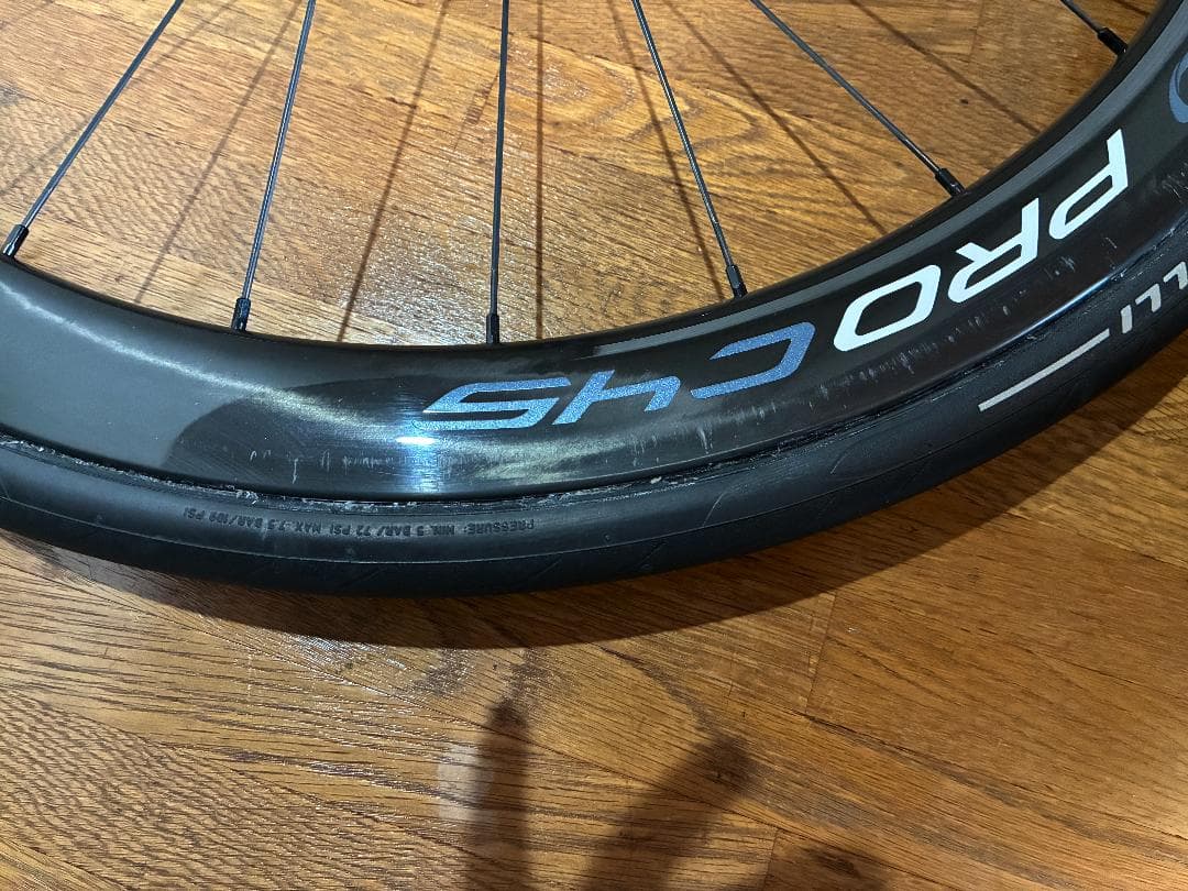 YOELEO SAT C45 DB PRO NXTタイヤはピレリ P ZERO