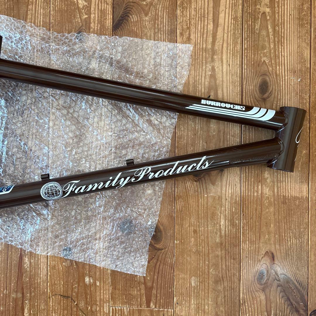 family products バロウズ 前期