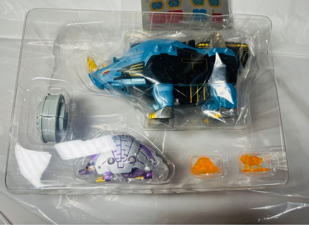 百獣戦隊ガオレンジャー パワーアニマルシリーズ5 ガオライノス＆ガオマジロ