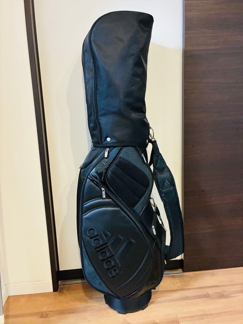 adidas アディダス　ブラック キャディバッグ