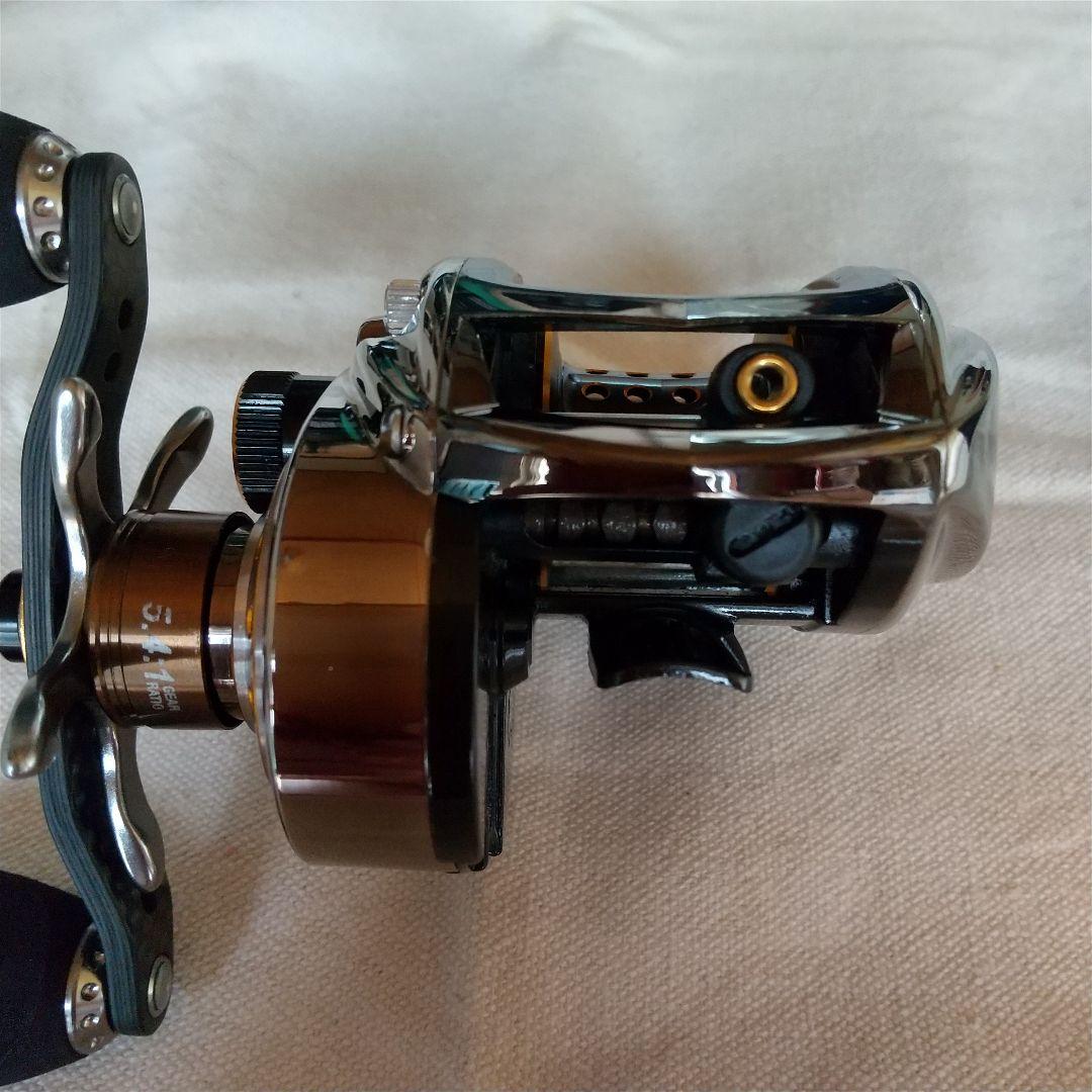 アブガルシア レボ エリートIB5 (右) 純正カスタム