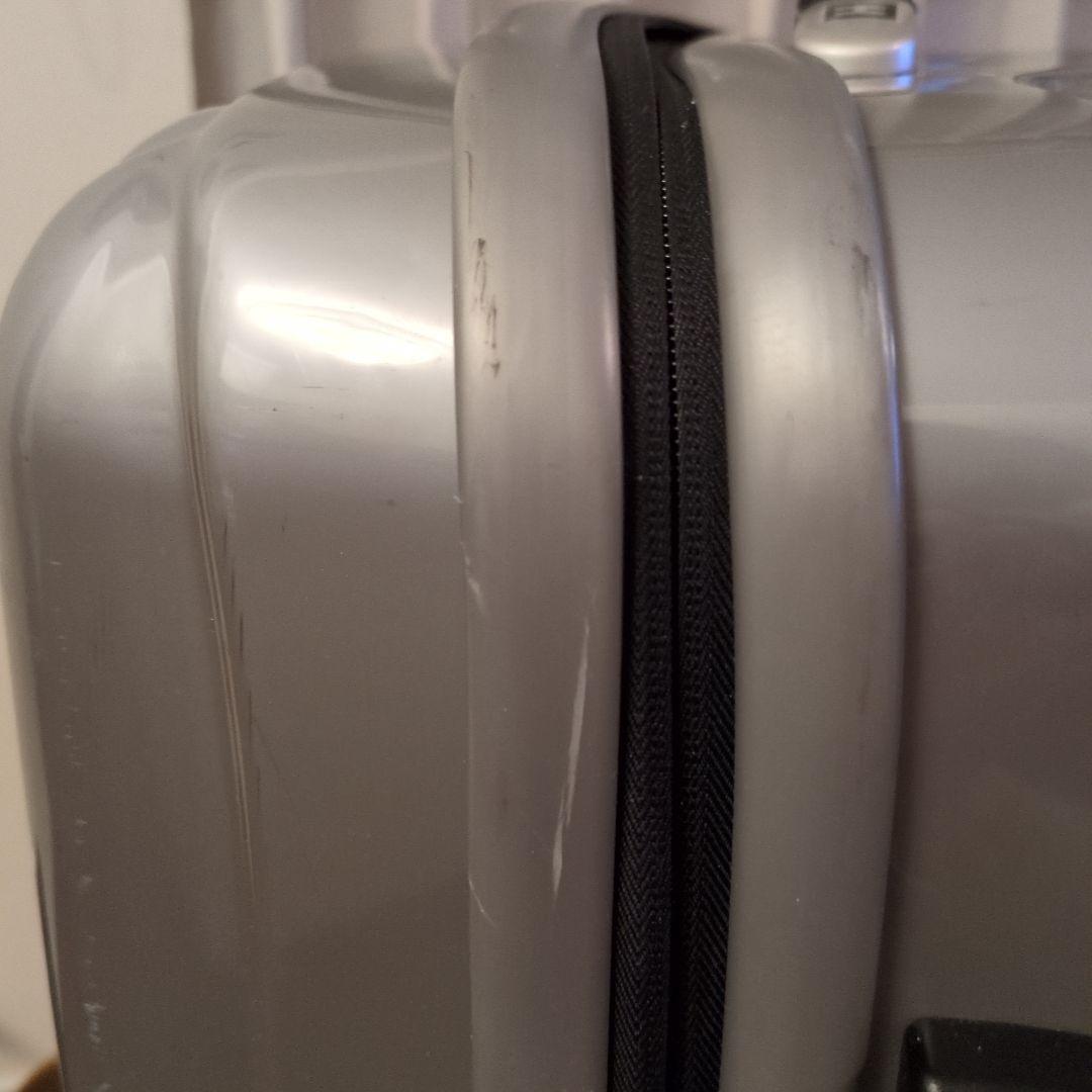 Samsonite シルバースーツケース72×50、厚み約28㌢