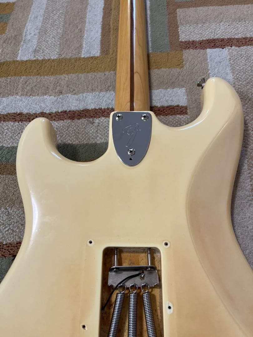 1985年スクワイヤ CST-30フルノーマル