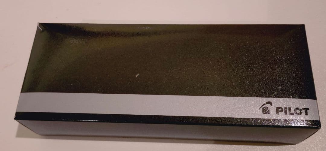 PILOT 万年筆新品 黒 カスタム74インクカートリッジ付き F細字