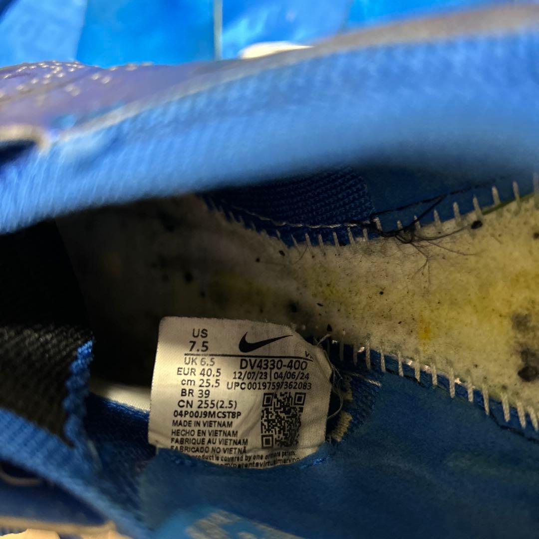 Nike Tiempo エリート25.5 シューズケース付き