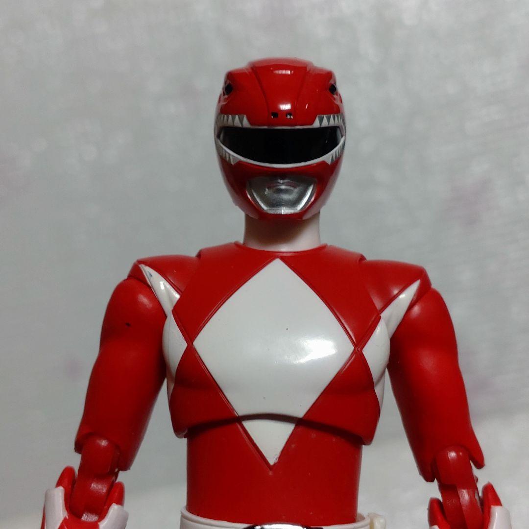 S.Hフィギュアーツ　 ティラノレンジャー