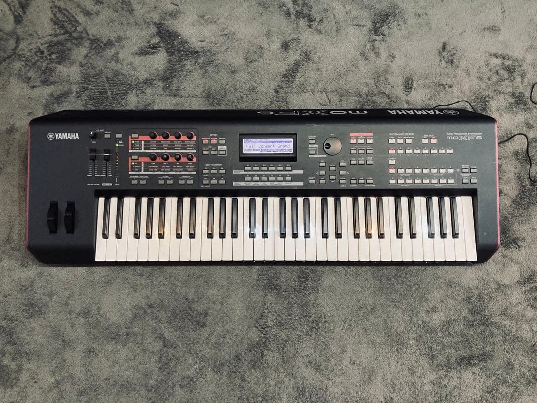 YAMAHA シンセサイザー MOXF6