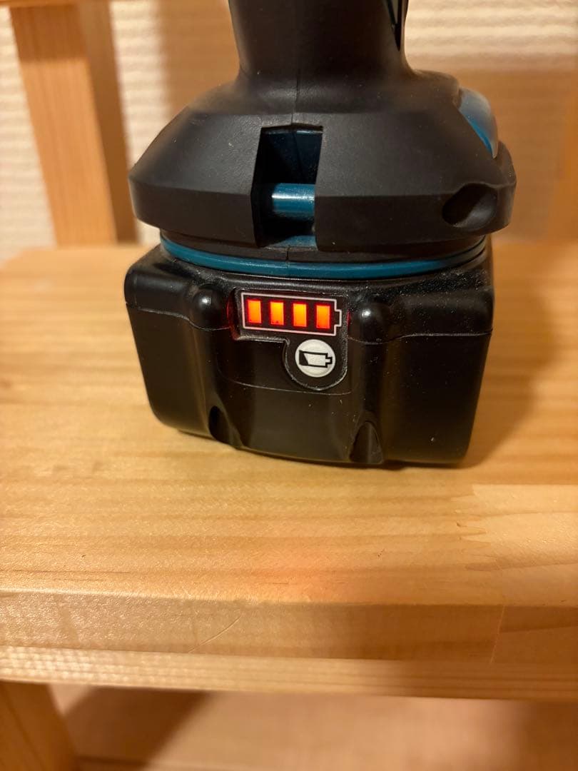 Makita マキタ ML801 充電式LEDワークライト