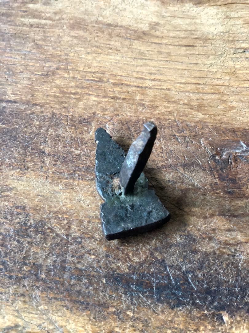 チベット　宝塔形金具　古鉄　釘隠し　残欠　ブロカント　鉄製　トクチャ