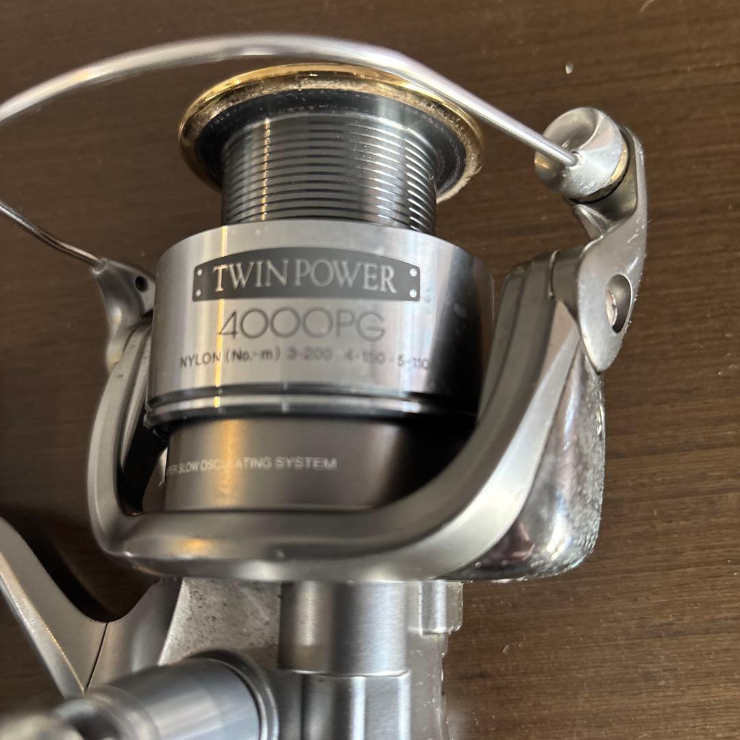 SHIMANO TWIN POWER 4000PG スピニングリール