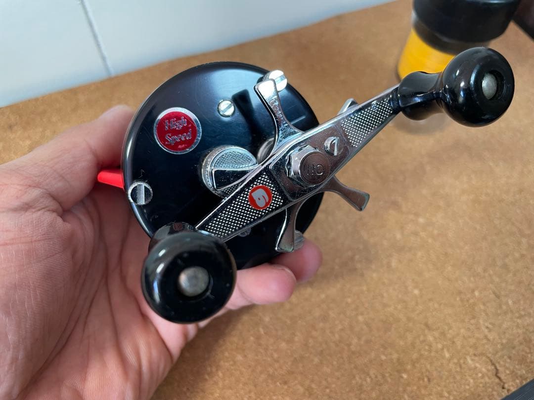 アブ　アンバサダー　5600C 赤ベロ　替スプール