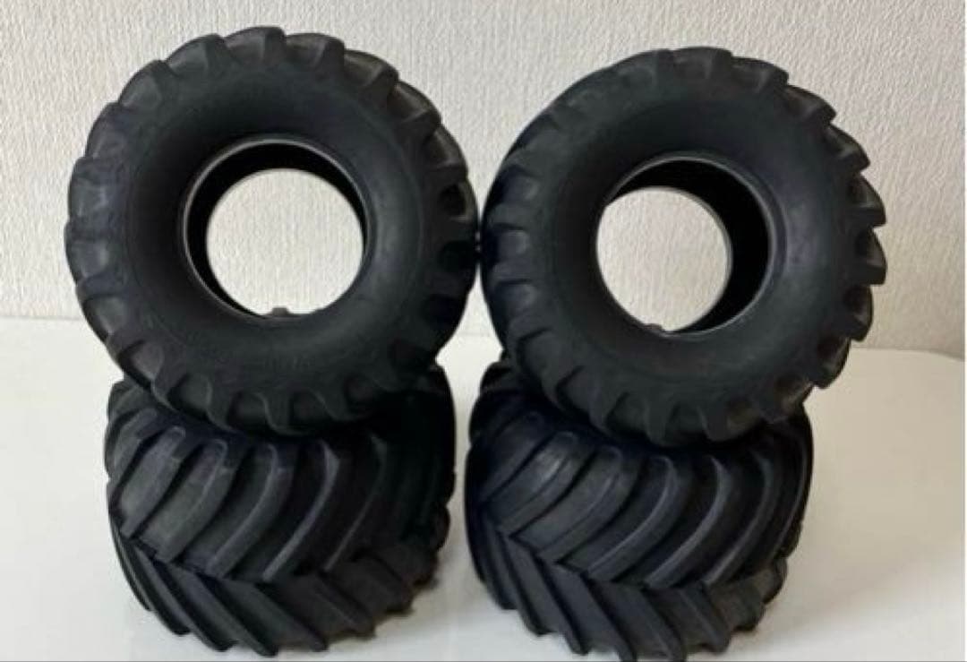 M*i様 ❗️２月限定　ホイールをプレゼント❗️ タミヤ　クラッドバスター　タイ