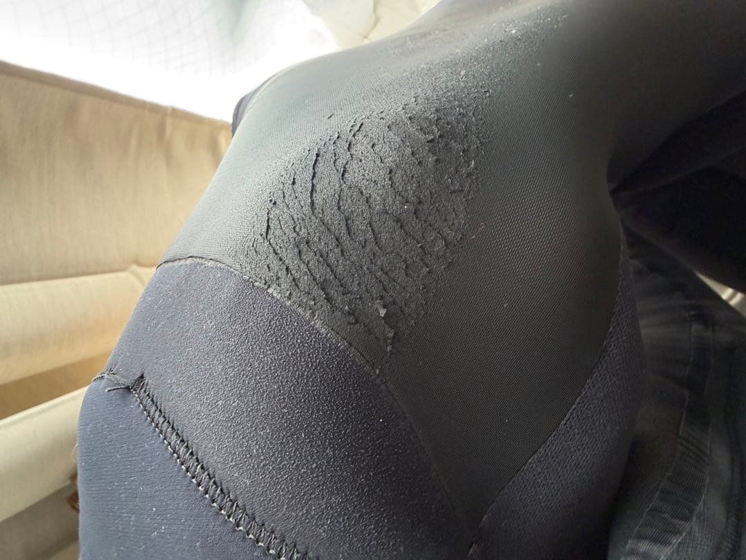 ビラボンウェットスーツ5mm 3mmセミドライ　ノンステッチタイプ