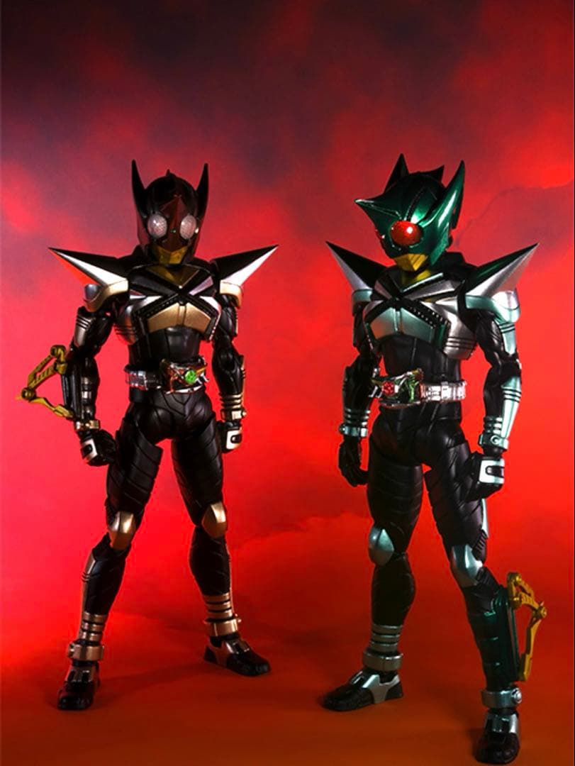真骨彫製法 仮面ライダーキックホッパー　仮面ライダーパンチホッパー セット