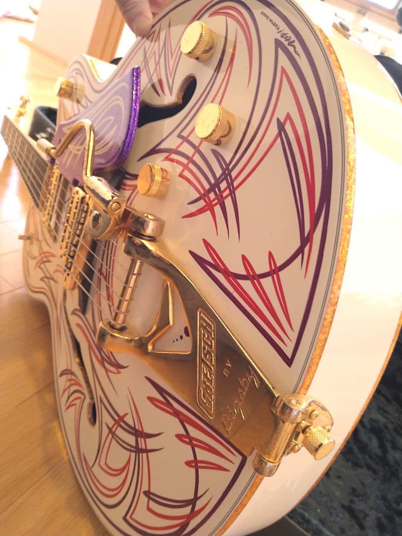 竹*様 限定大特価【ピンストライプ入り】グレッチホワイトファルコン7593カスタ