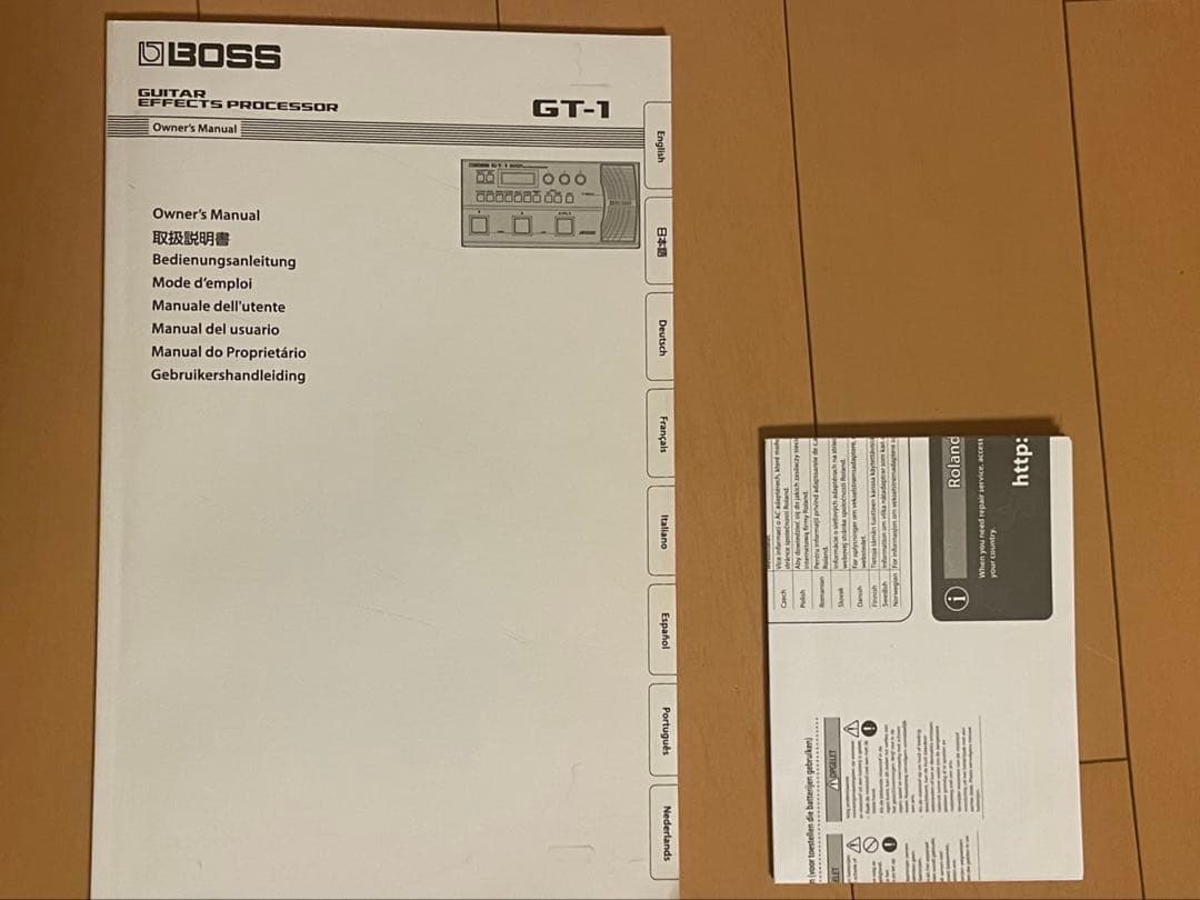 BOSS GT-1(箱、説明書、シールド、純正アダプター付き)