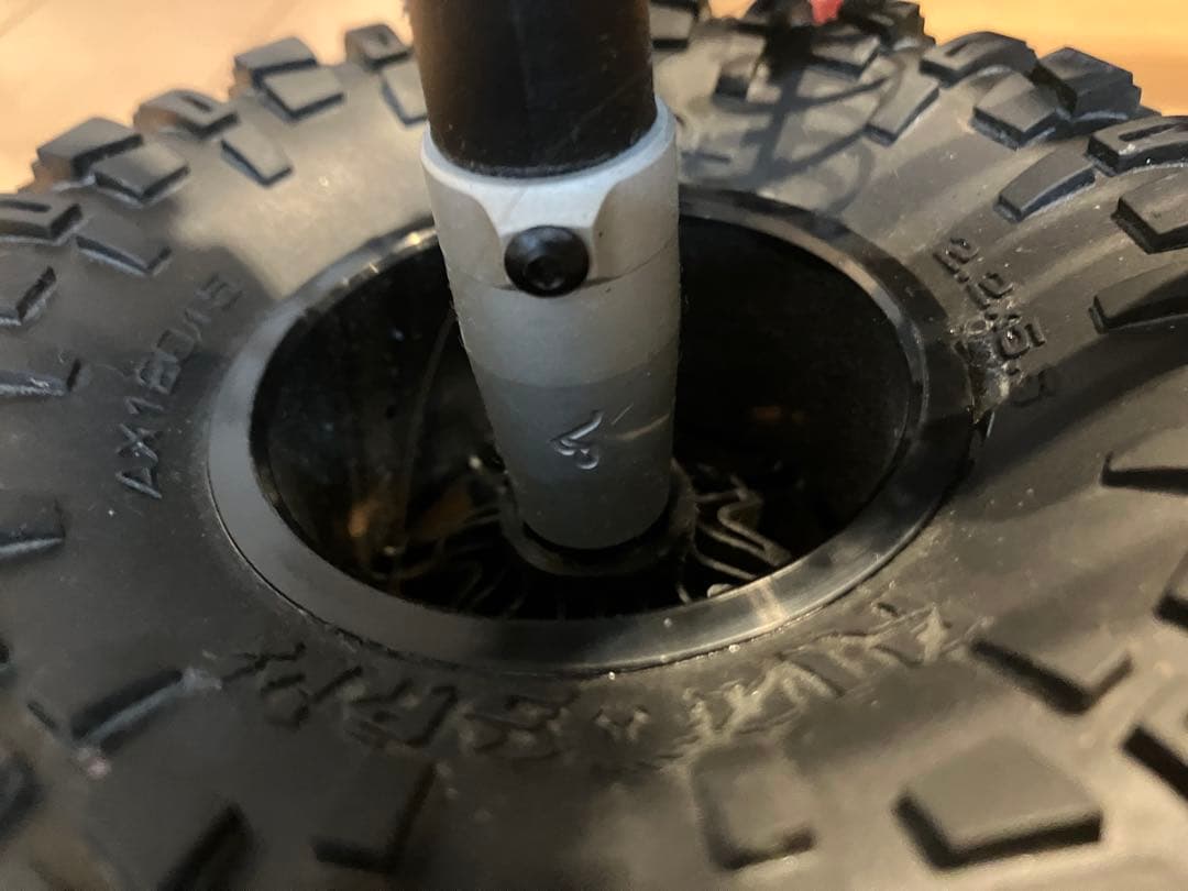 アキシャル　レイス　ポイズンスパイダー　①