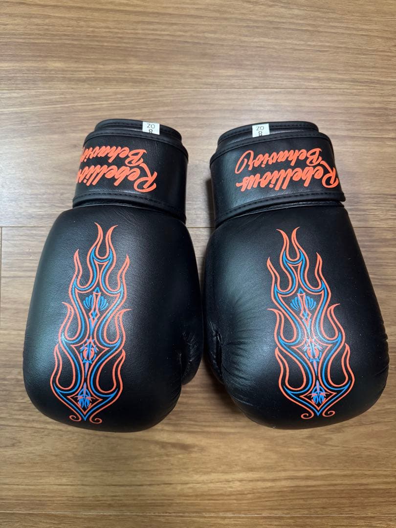 Rebellious Behavior ボクシンググローブ 8oz【試着のみ】