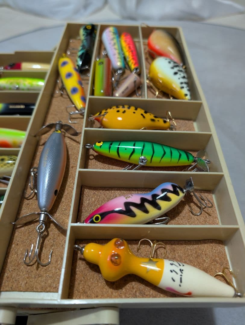 バス　トップウォータープラグ　５２個まとめ売り