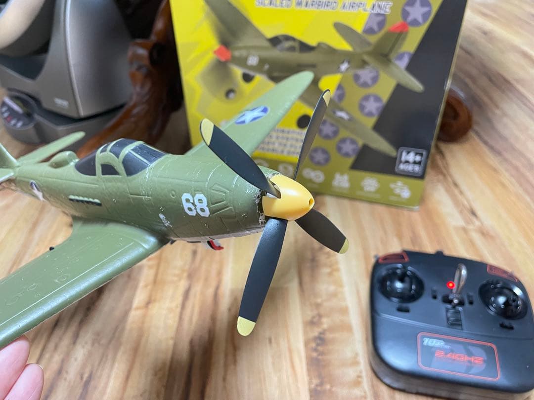 モード1 おまけ機体P39 COBRA 100g以下　バッテリー3本新品ラジコン