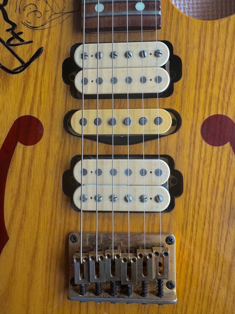 【さらにさらに値下げしました！】PaulGilbert直筆サイン入エレキギター