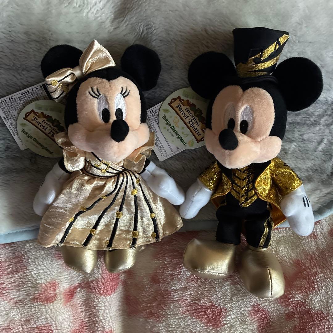 マジカルミュージックワールドフォレストシアターぬいぐるみバッジ　ミッキーミニー