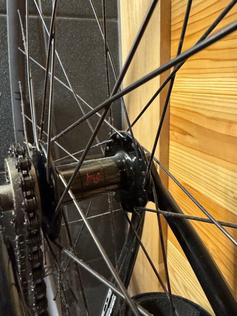 ピストバイク　ドスノヴェンタ　デトロイト